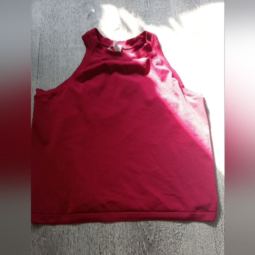 Women's Athleta Sleeveless Top